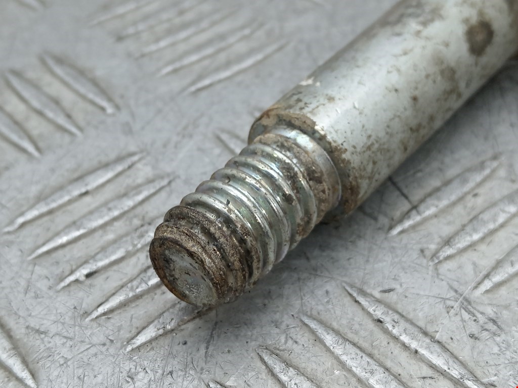 Крюк буксировочный OPEL Astra H/Family 2004-2015