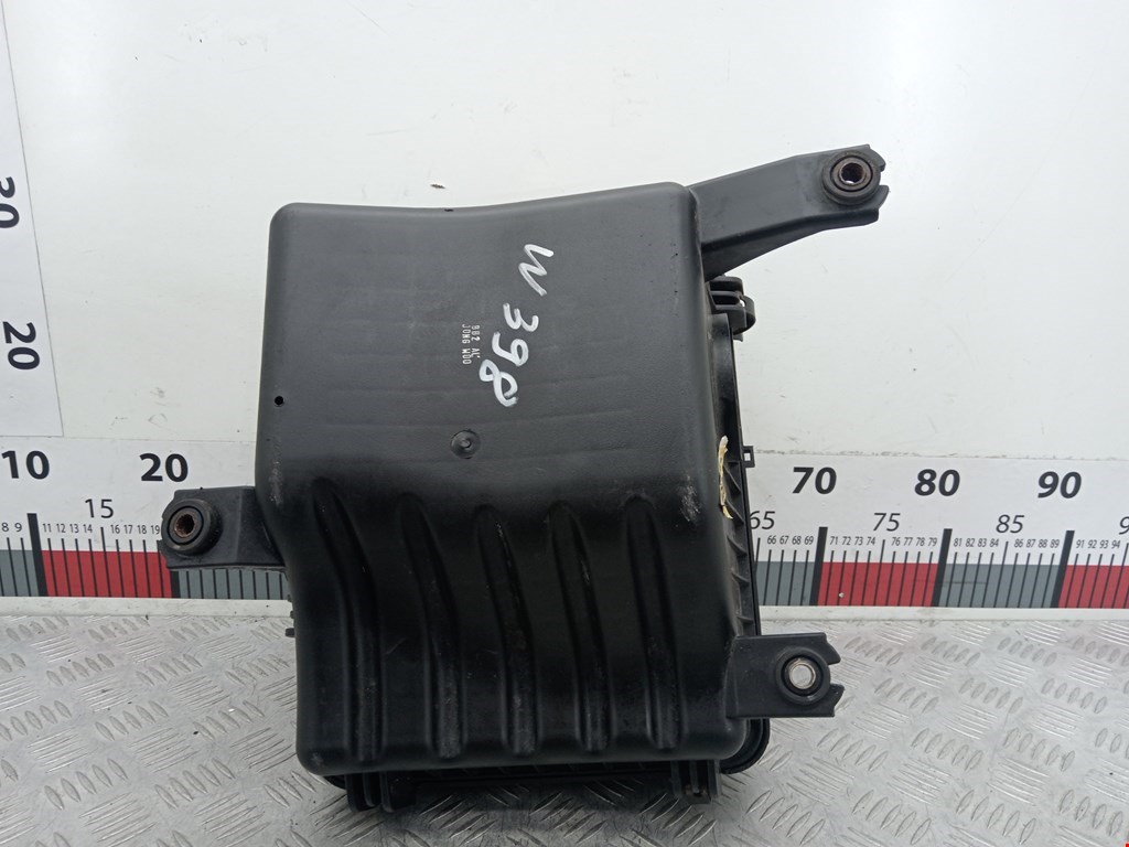 Корпус воздушного фильтра KIA Sorento 2002-2009