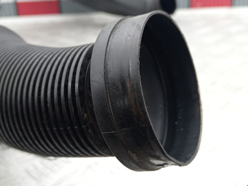 Патрубок воздушного фильтра OPEL Astra H/Family 2004-2015