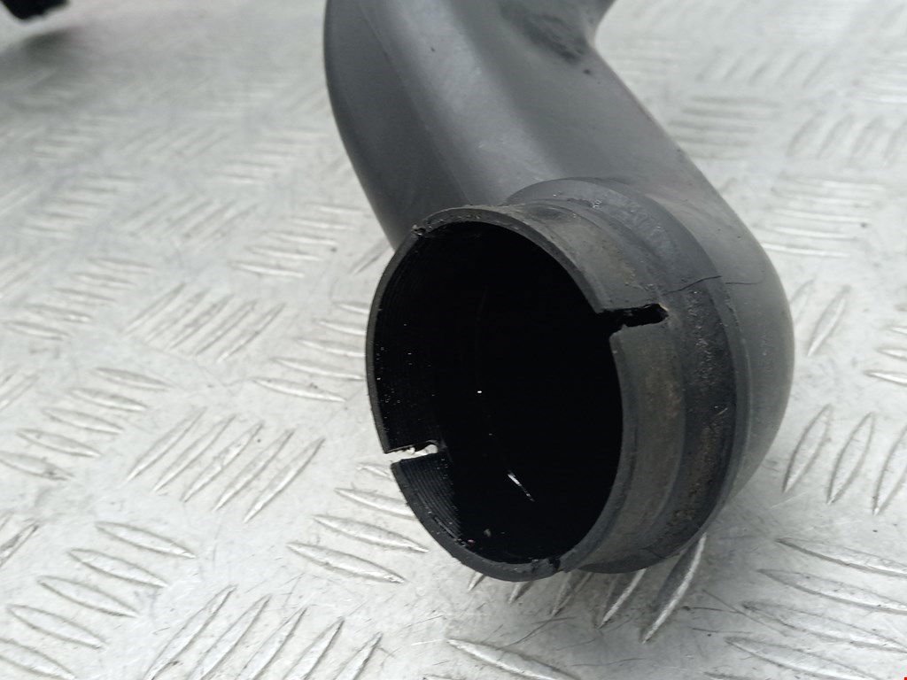 Патрубок воздушного фильтра OPEL Astra H/Family 2004-2015