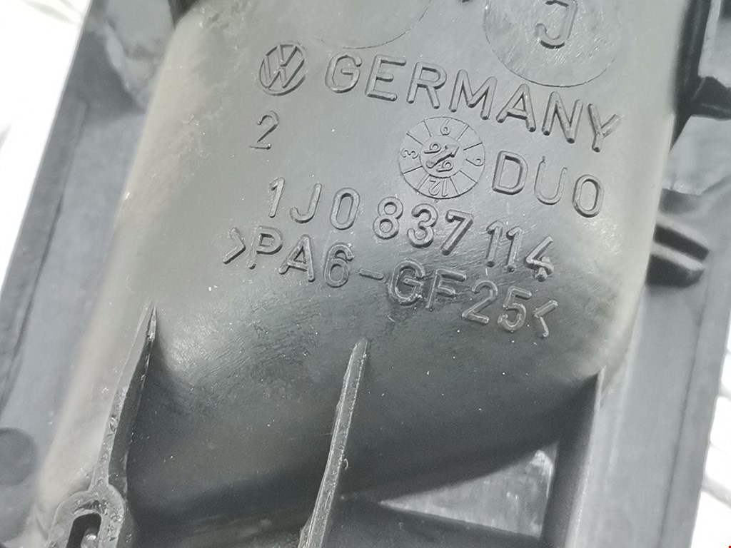 Ручка дверная передняя внутренняя правая VOLKSWAGEN Golf IV 1997-2003