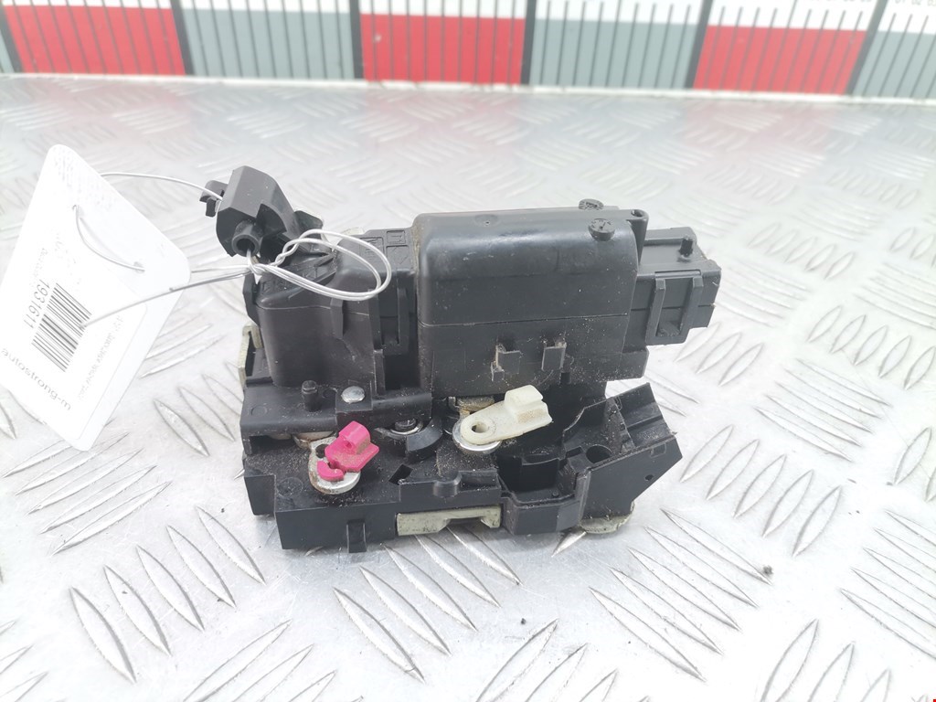 Замок двери передней правой DACIA Duster Duster I 2010-2017