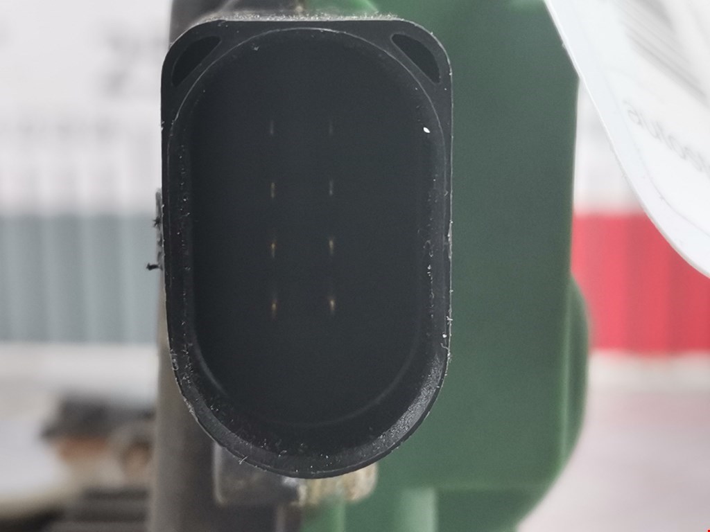 Замок двери передней правой VOLKSWAGEN Golf IV 1997-2003