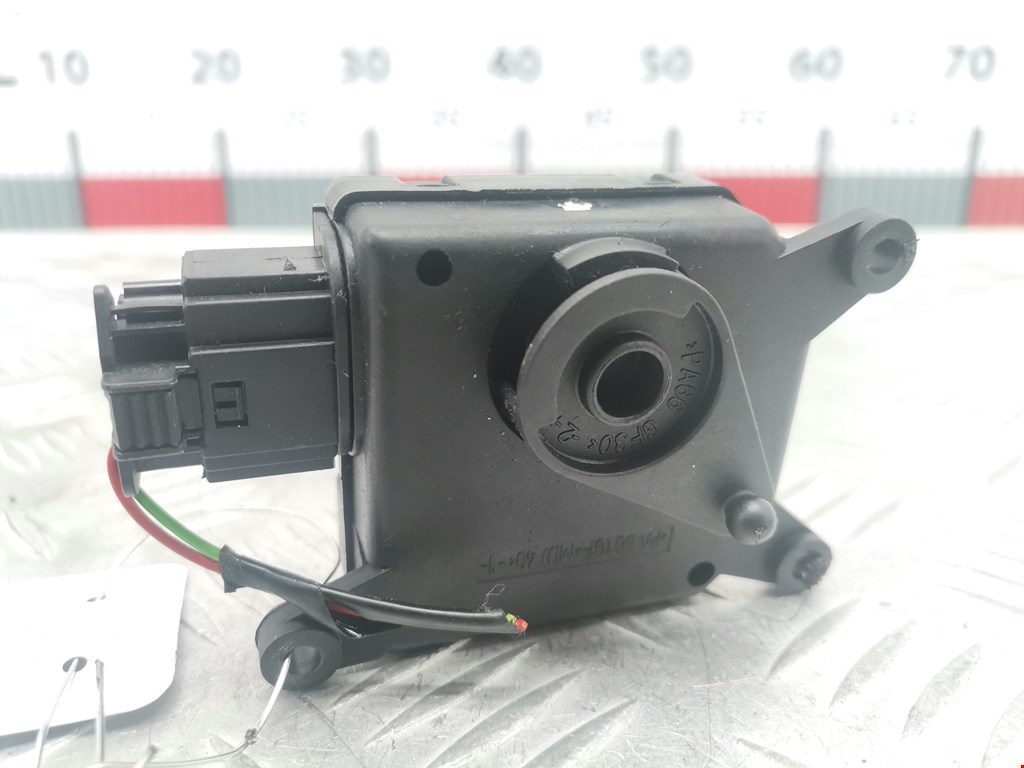 Моторчик заслонки печки OPEL Zafira B 2005-2012