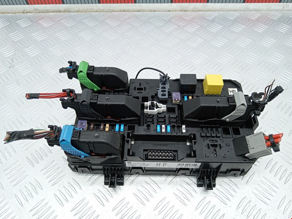 Датчик уровня в бачок омывателя OPEL Astra H/Family 2004-2015