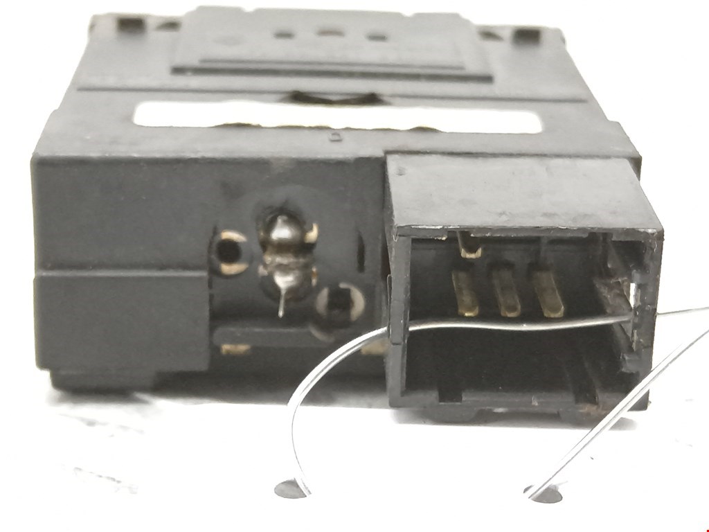 Кнопка корректора фар OPEL Vivaro A 2001-2014