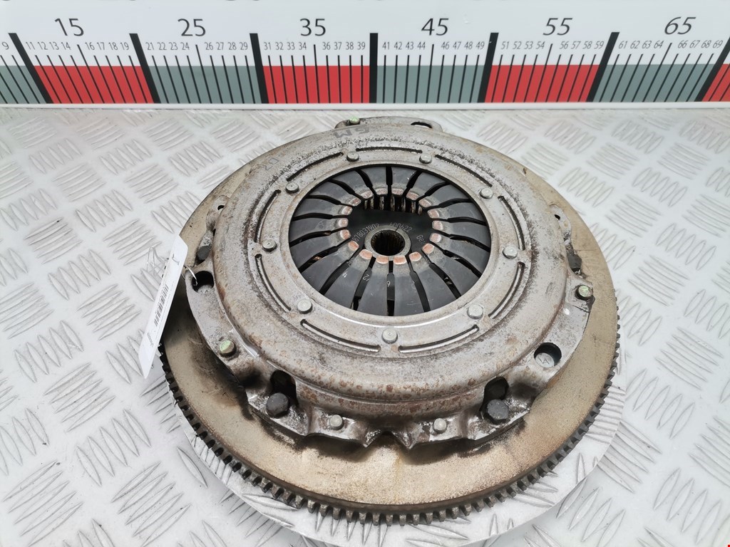 Маховик (демпфер сцепления) OPEL Corsa C 2000-2006