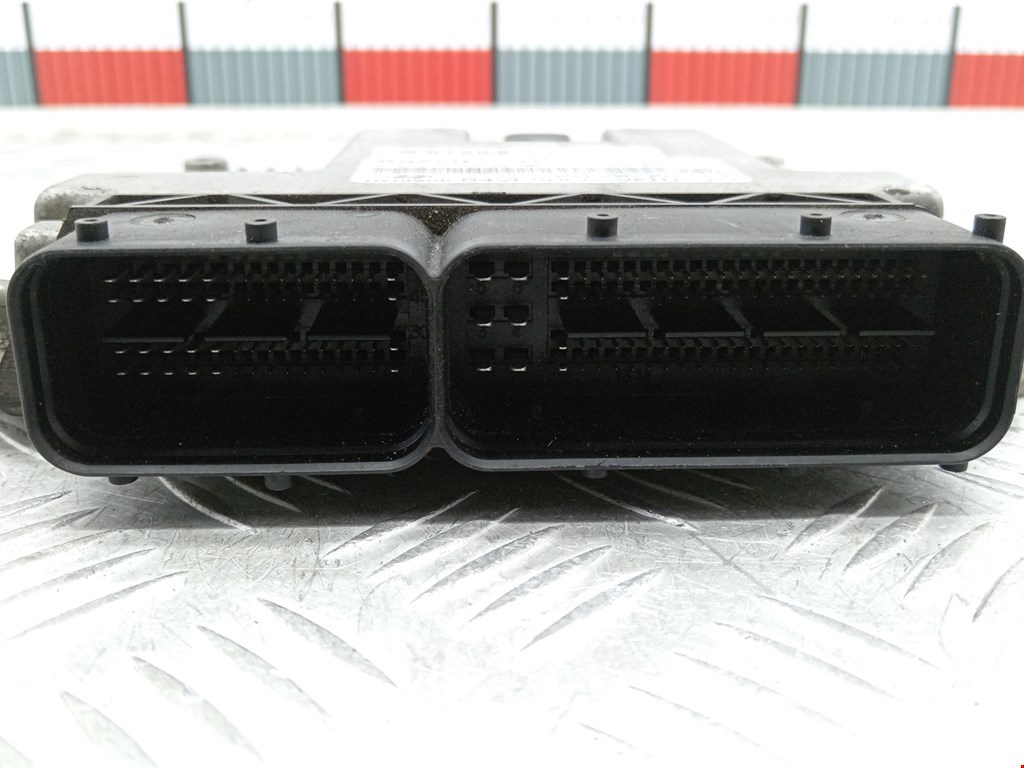 Блок управления двигателя (ЭБУ) HYUNDAI i40 2011-2019