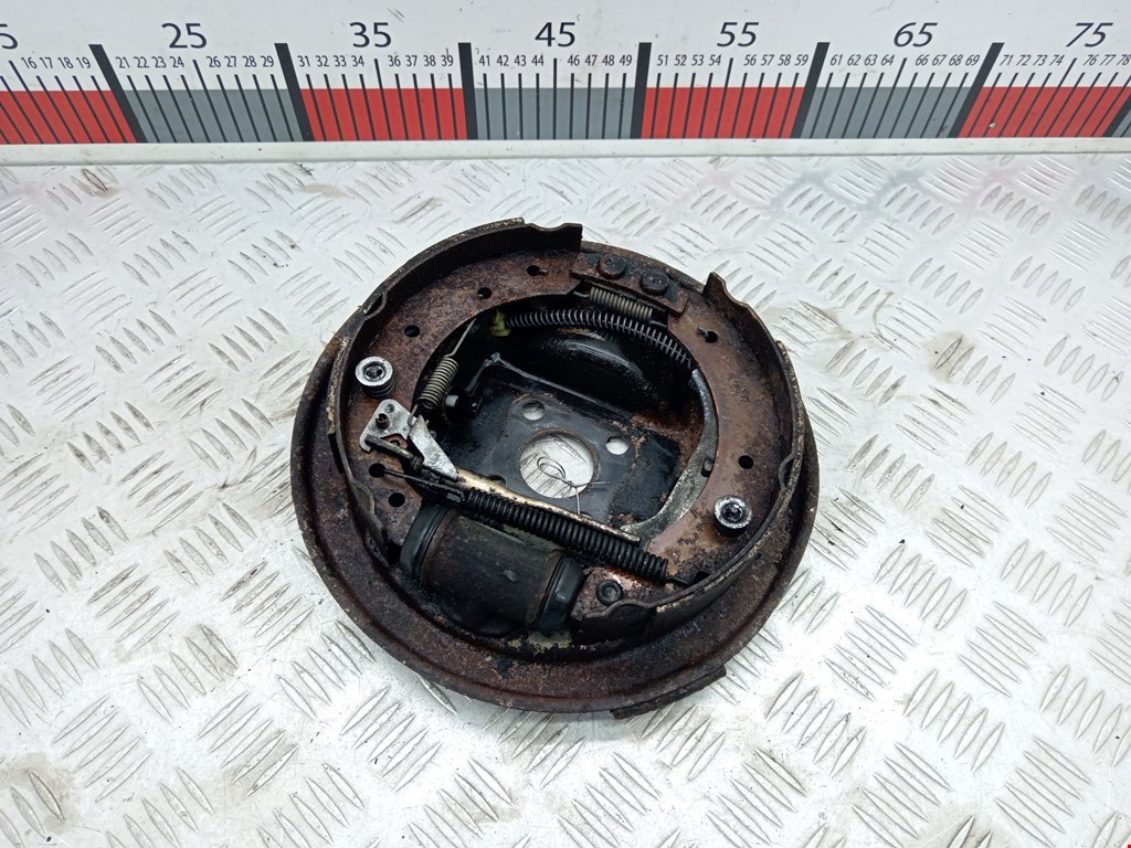 Кожух защитный тормозного диска Renault Clio 2 (1998-2005)