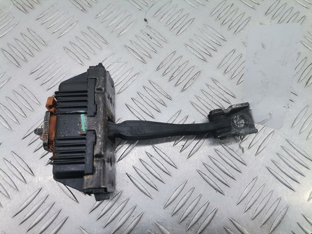Ограничитель открывания двери BMW X5 E53 1999-2006