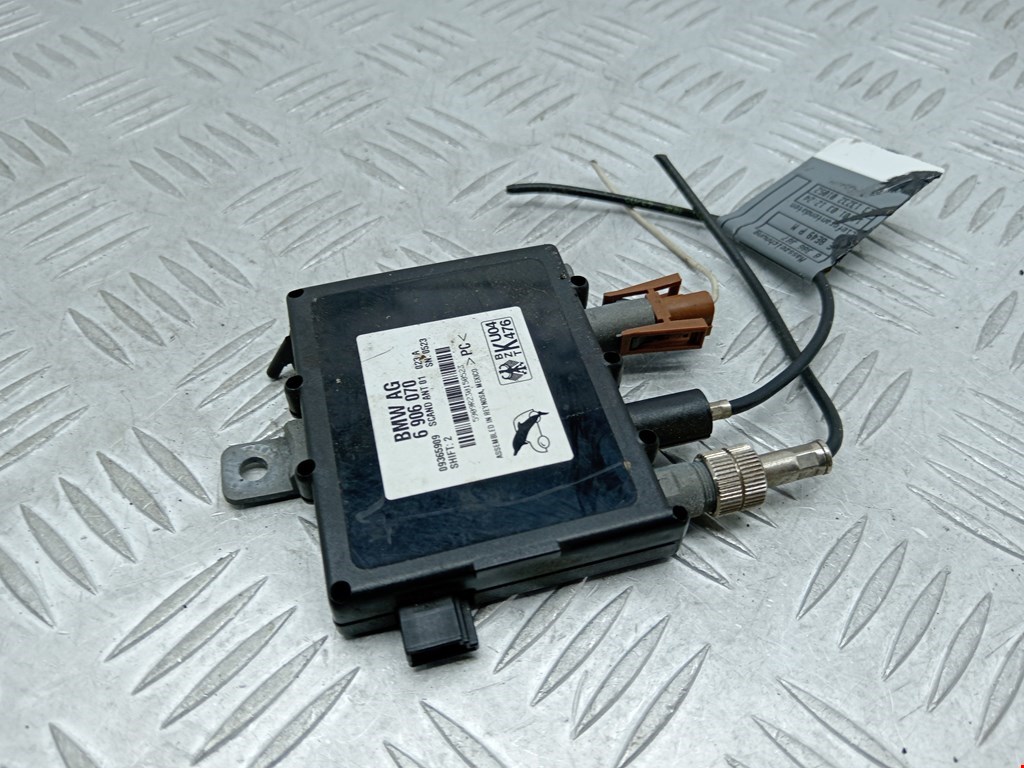 Усилитель антенны BMW X5 E53 1999-2006