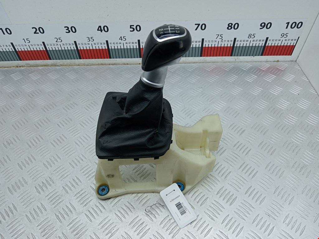 Кулиса (селектор) АКПП/МКПП в салоне HYUNDAI i40 2011-2019