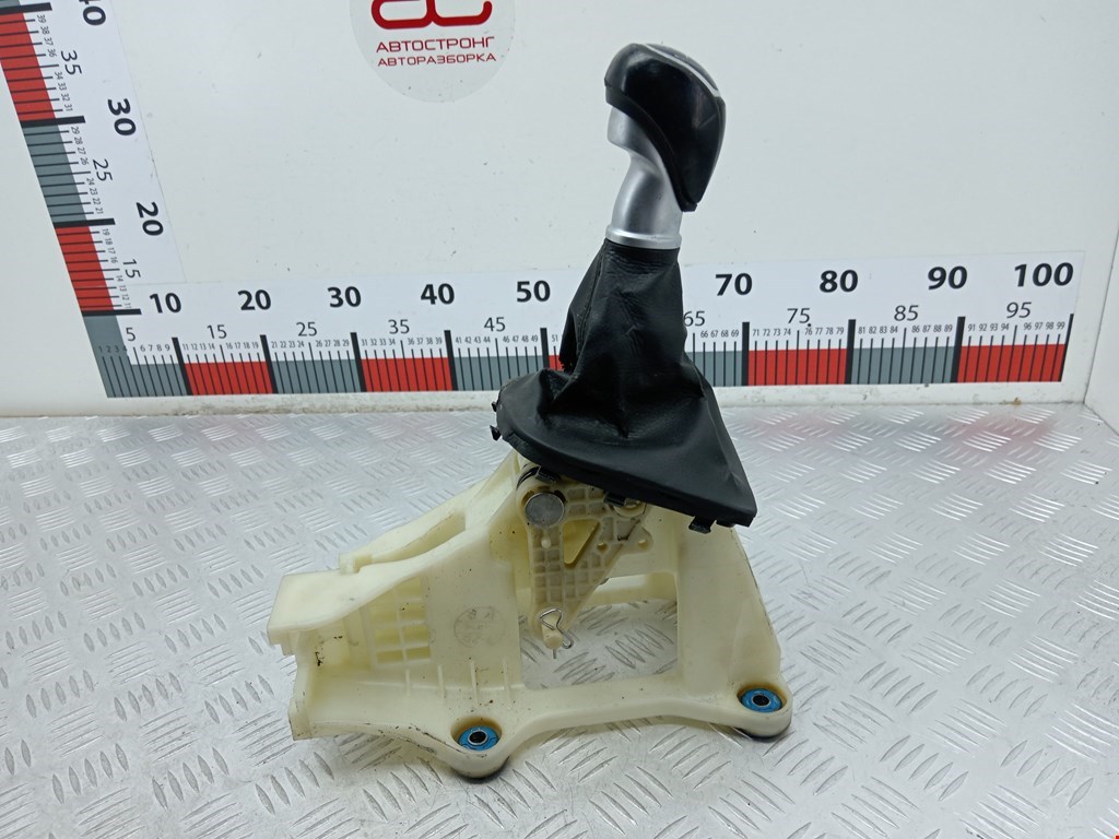 Кулиса (селектор) АКПП/МКПП в салоне HYUNDAI i40 2011-2019