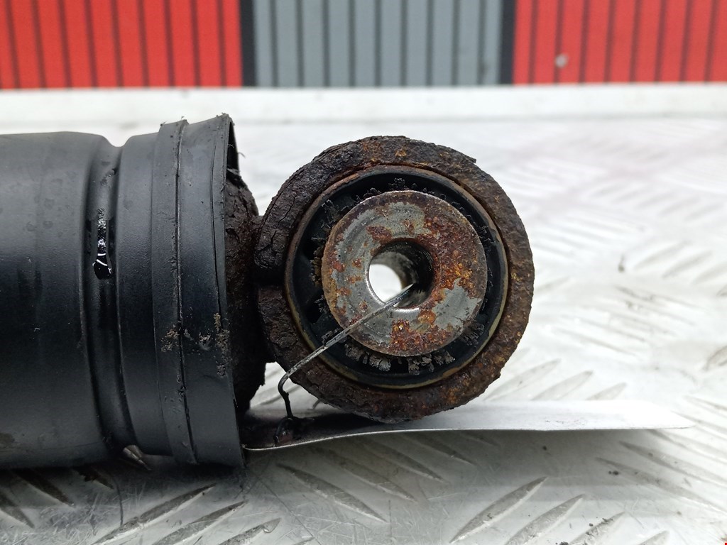 Амортизатор задний правый RENAULT Scenic III 2010-2015