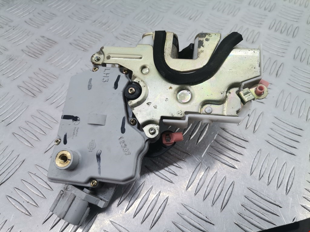 Замок двери передней левой NISSAN Primera P11 1996-2002