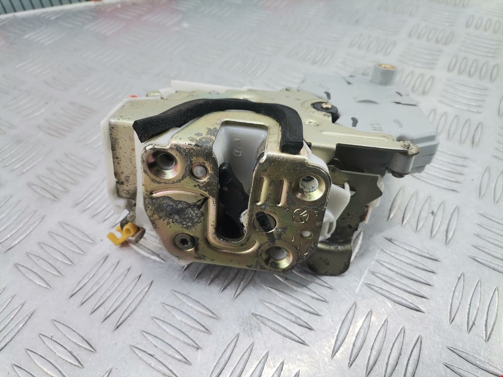 Замок двери передней левой NISSAN Primera P11 1996-2002