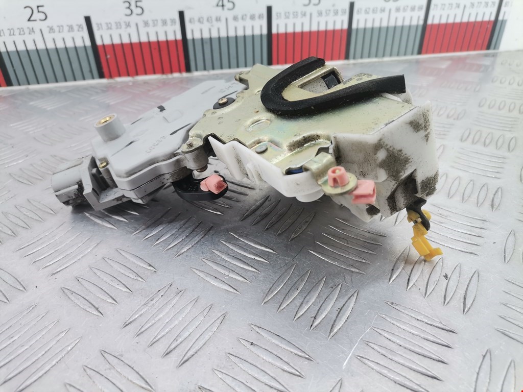 Замок двери передней левой NISSAN Primera P11 1996-2002