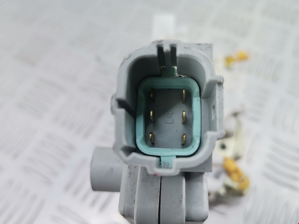 Замок двери передней левой NISSAN Primera P11 1996-2002