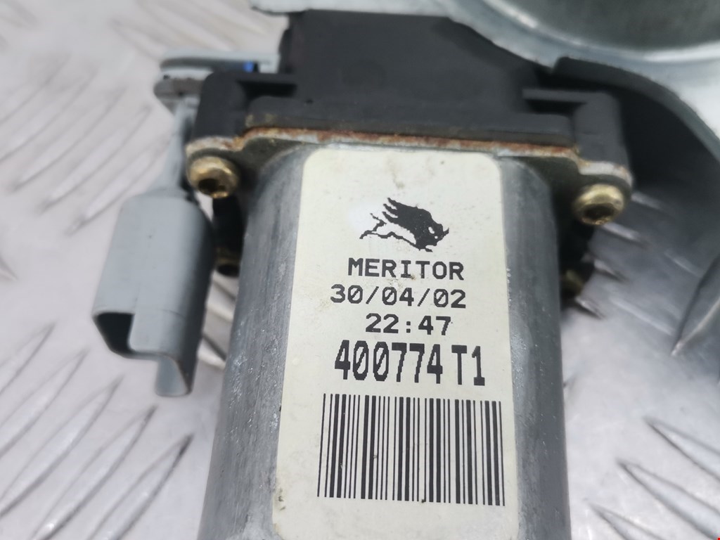 Стеклоподъемник задний правый CITROEN Xsara 1997-2000