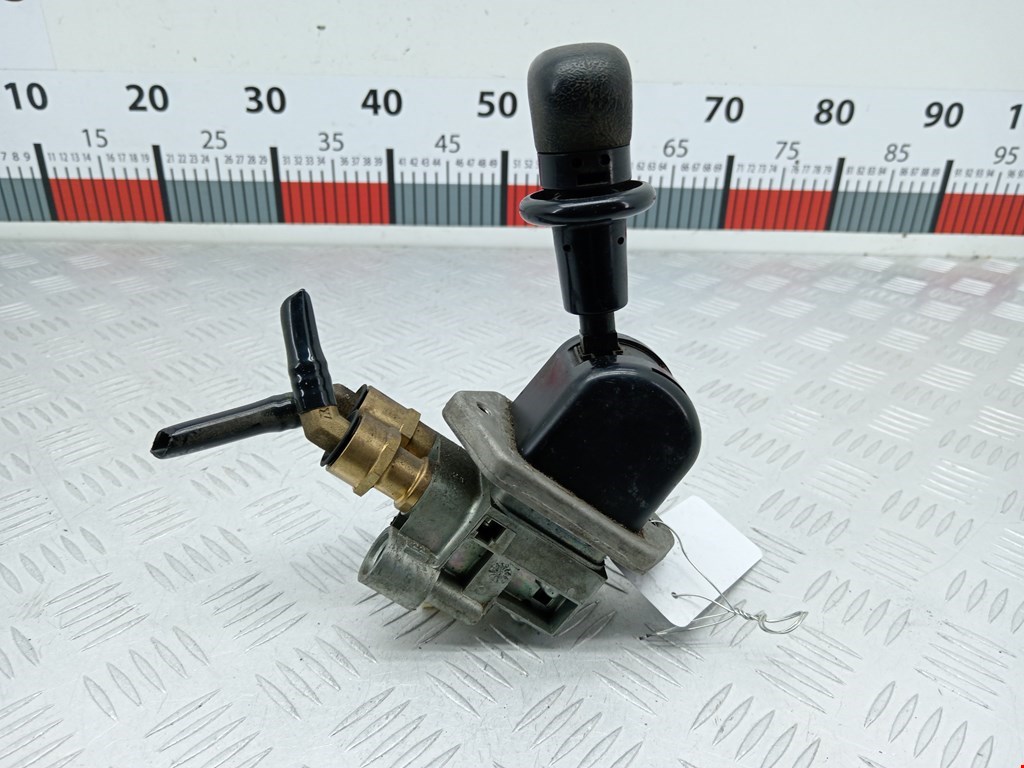 Рычаг стояночного тормоза (ручник) RENAULT Midlum 1999-2013