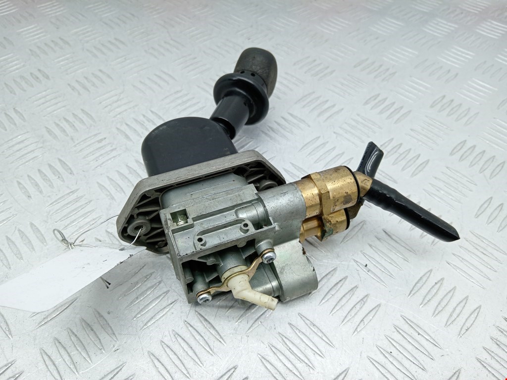 Рычаг стояночного тормоза (ручник) RENAULT Midlum 1999-2013