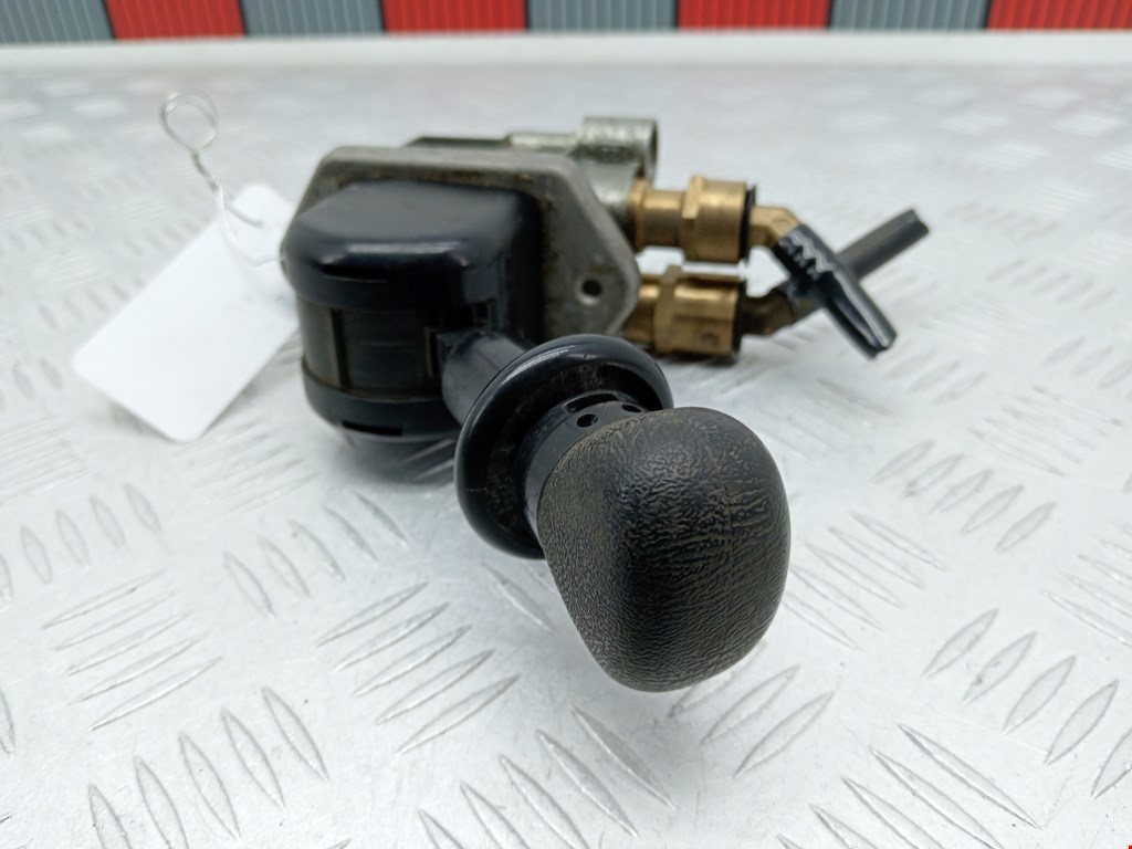 Рычаг стояночного тормоза (ручник) RENAULT Midlum 1999-2013