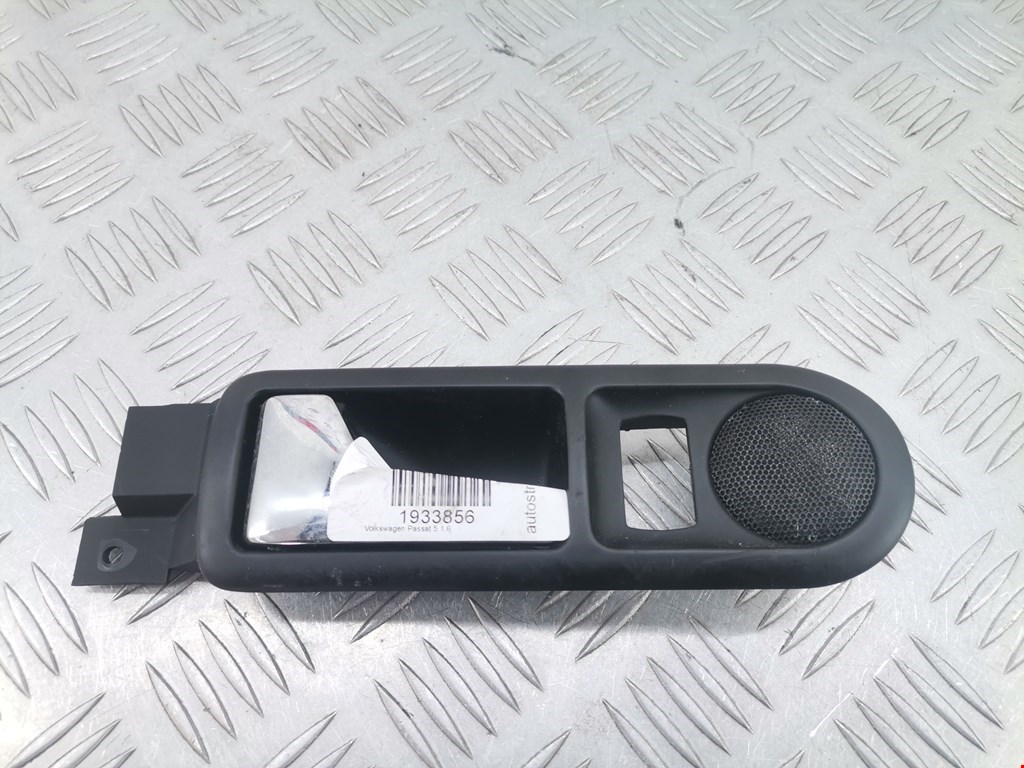 Ручка дверная задняя внутренняя левая VOLKSWAGEN Passat B5 1997-2005