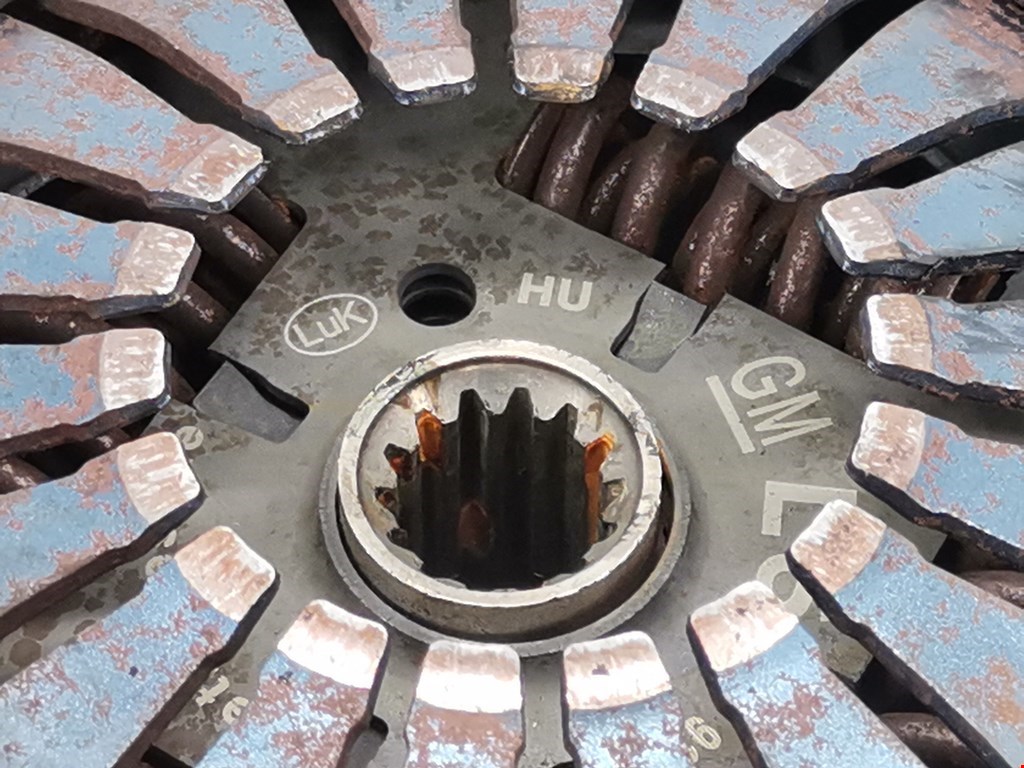 Маховик (демпфер сцепления) OPEL Astra H/Family 2004-2015