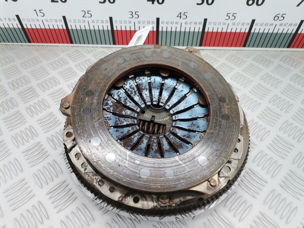 Маховик (демпфер сцепления) OPEL Astra H/Family 2004-2015