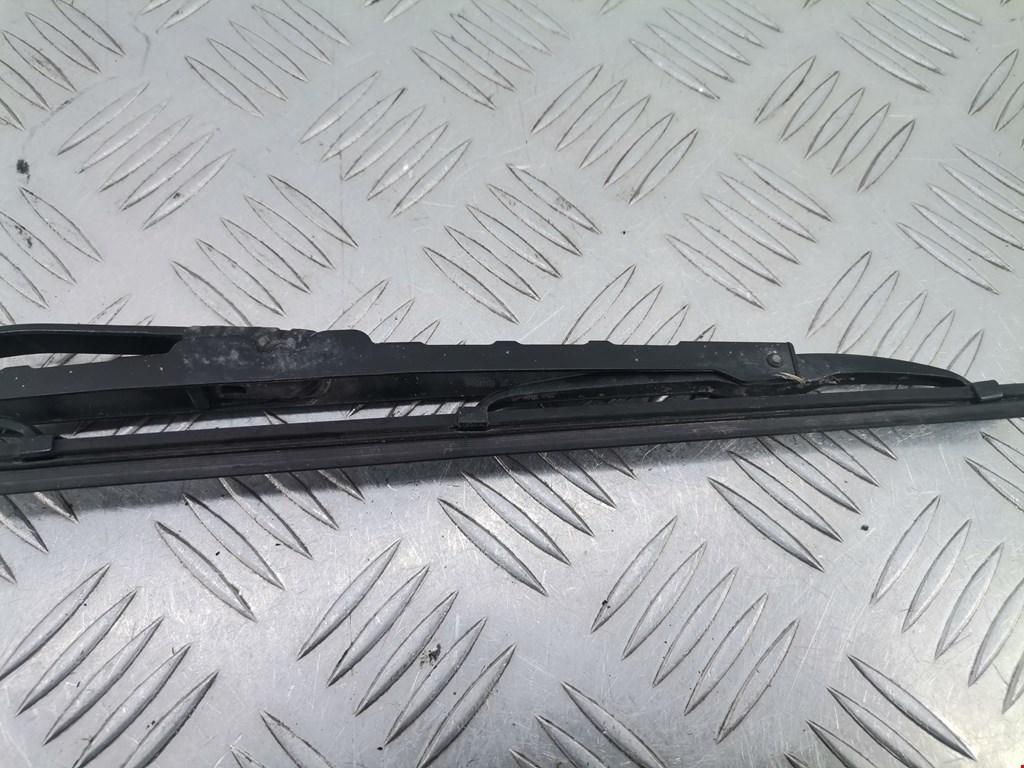 Поводок дворника задний (заднего) MITSUBISHI Space Star 1999-2006