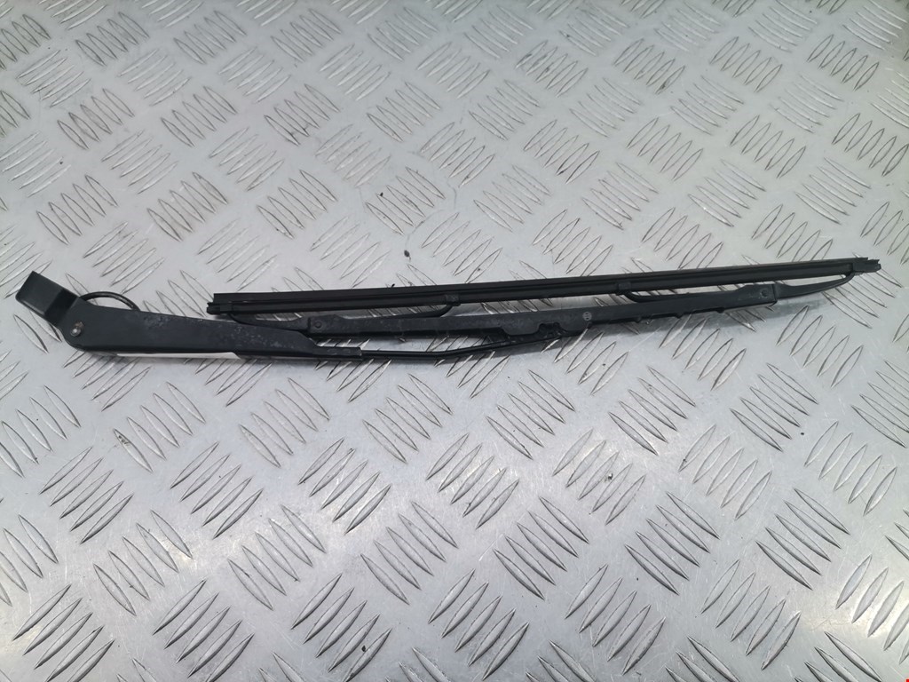 Поводок дворника задний (заднего) MITSUBISHI Space Star 1999-2006