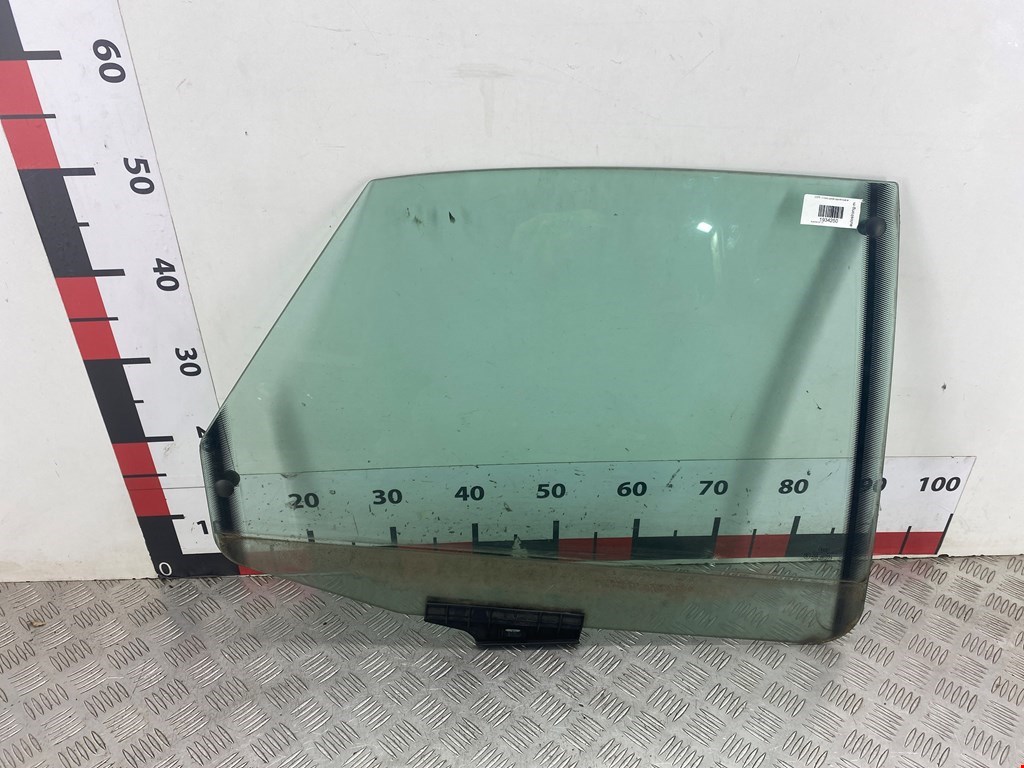 Стекло двери заднее правое AUDI A8 D2 1994-2002