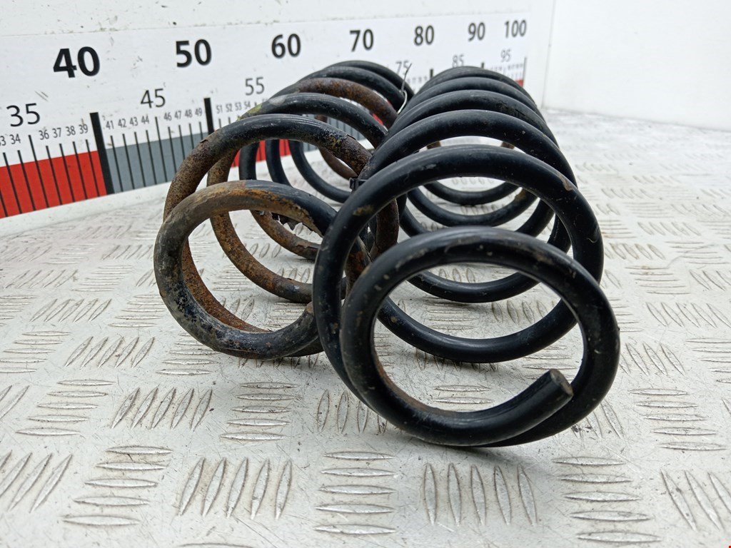 Пружина задняя левая/правая VOLKSWAGEN Bora 1998-2005