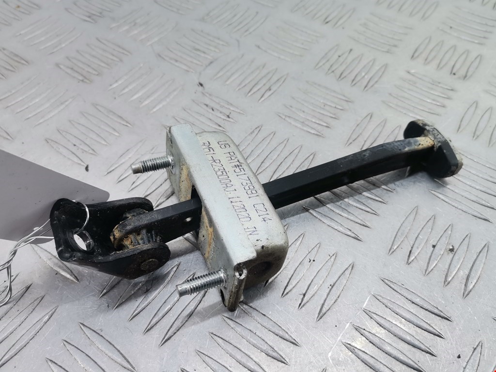 Ограничитель открывания двери FORD Kuga 2008-2012