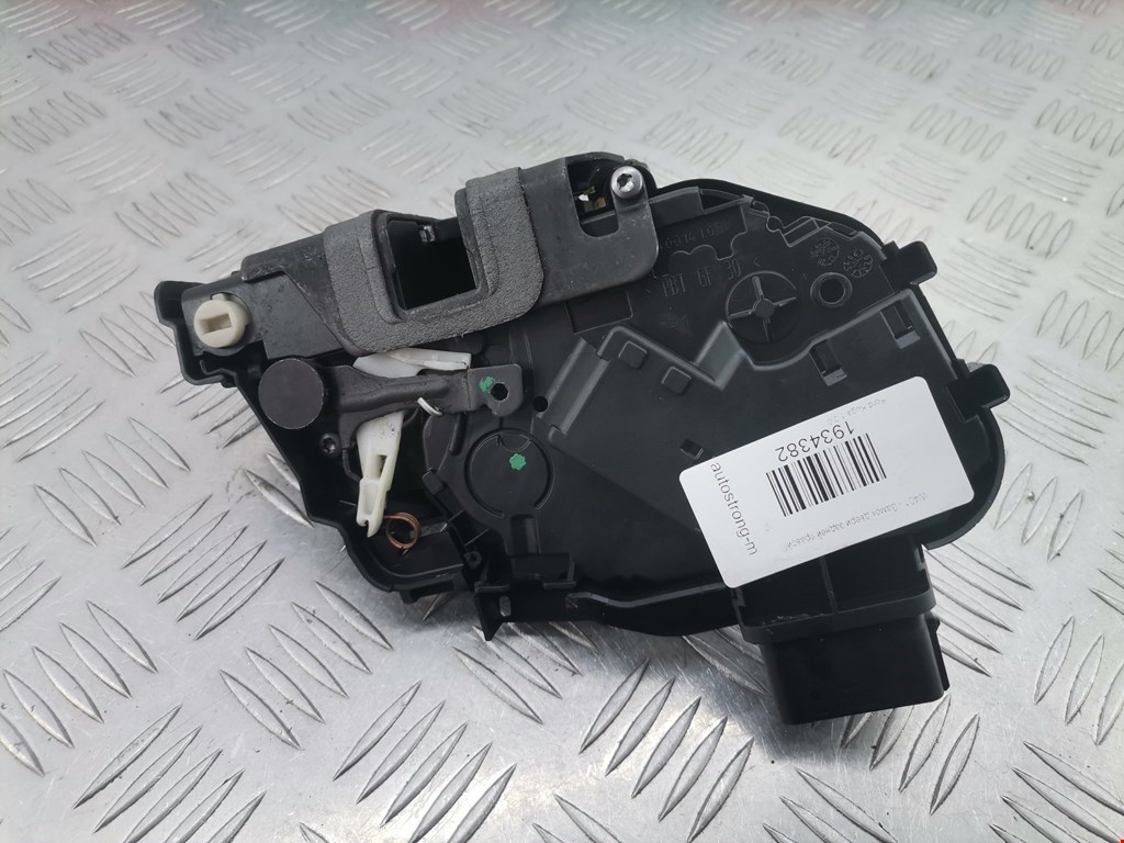 Замок двери задней правой FORD Kuga 2008-2012