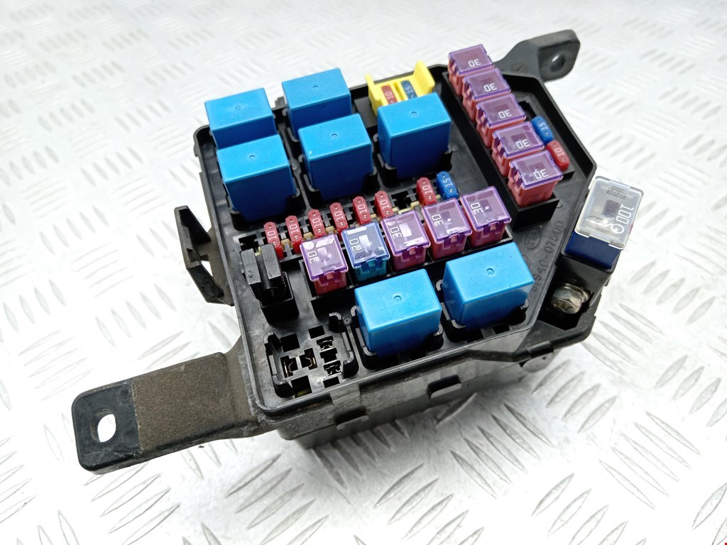 Блок реле KIA Picanto 2004-2011