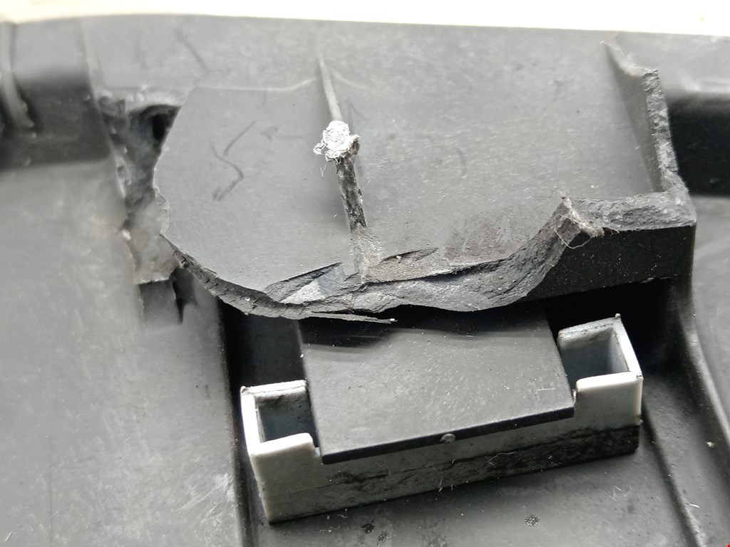 Фара левая VOLKSWAGEN Golf IV 1997-2003