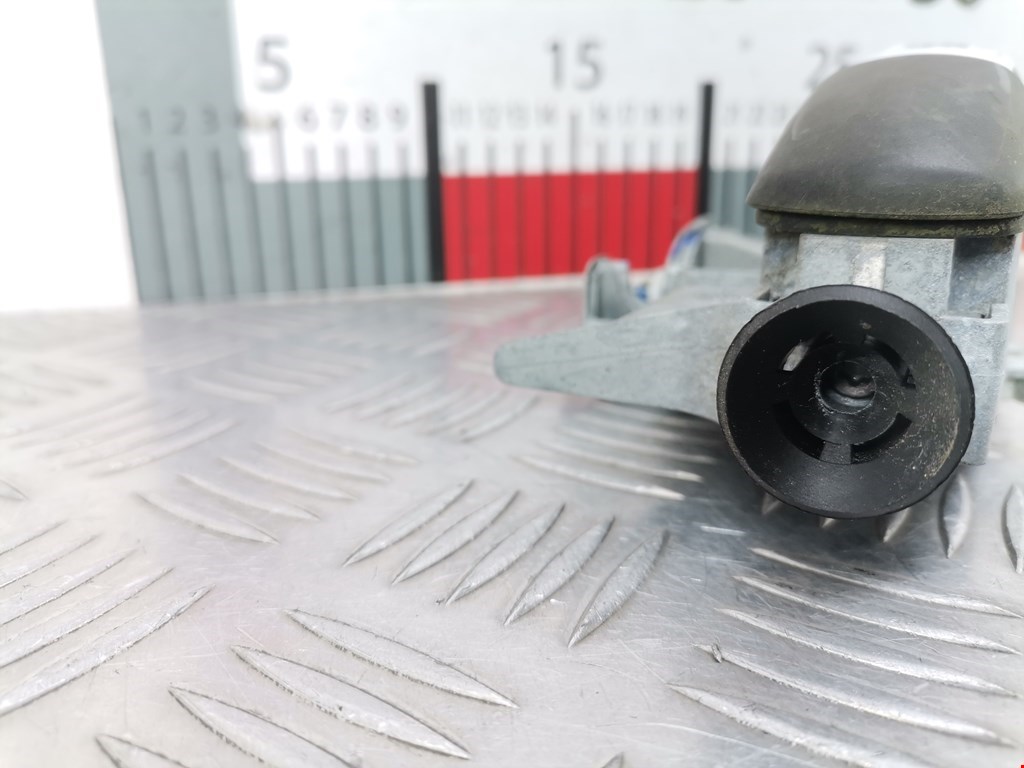 Ручка двери задней наружная правая CITROEN C3 Picasso 2009-2017