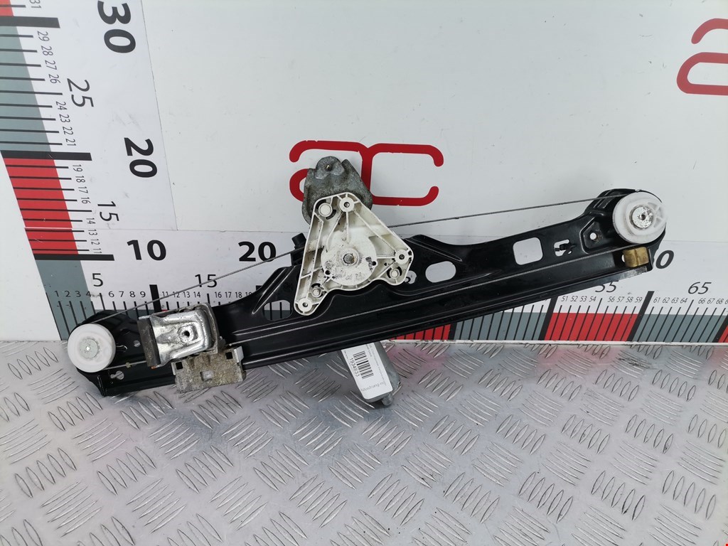 Стеклоподъемник задний правый MERCEDES-BENZ C-Class C-klasse W203 2000-2007
