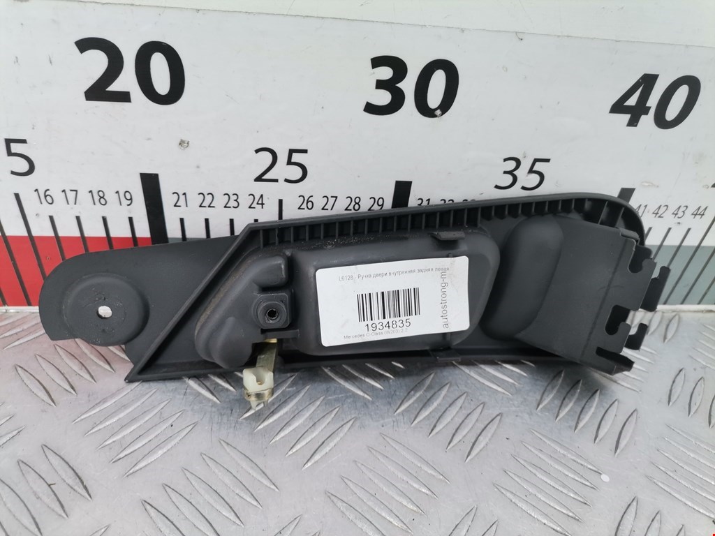 Ручка дверная задняя внутренняя левая MERCEDES-BENZ C-Class C-klasse W203 2000-2007