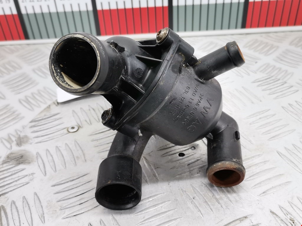 Корпус термостата VOLKSWAGEN Caddy III 2004-2015