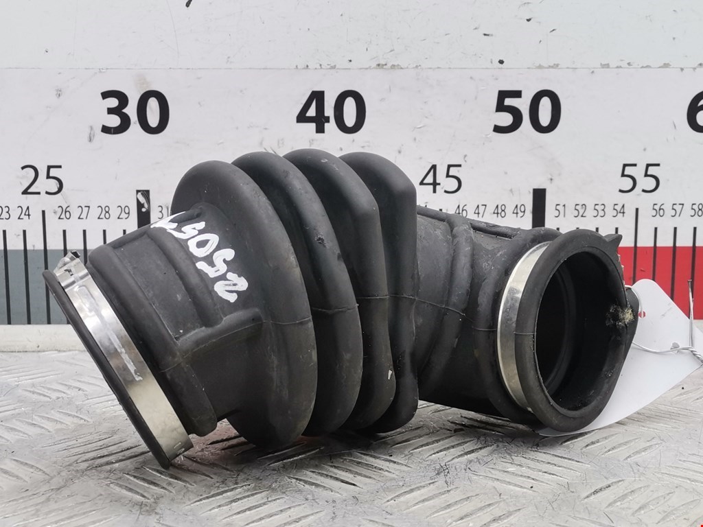 Патрубок воздушного фильтра FORD Focus II 2005-2011