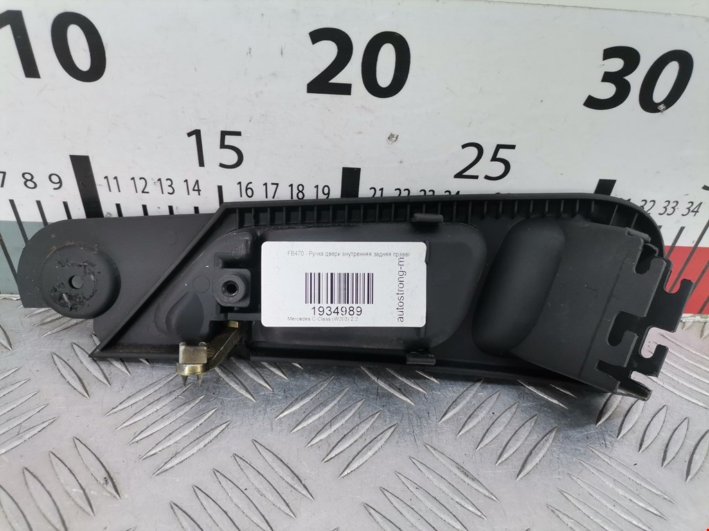 Ручка дверная задняя внутренняя правая MERCEDES-BENZ C-Class C-klasse W203 2000-2007