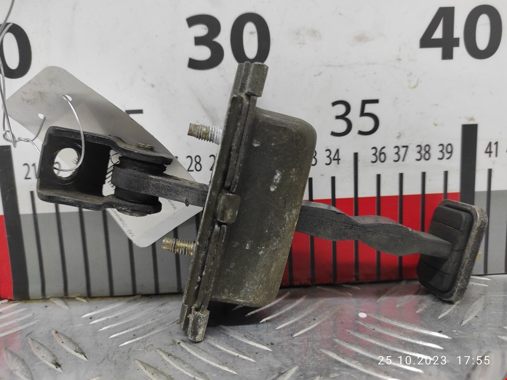 Ограничитель открывания двери MERCEDES-BENZ M-Class W163 ML 1997-2005