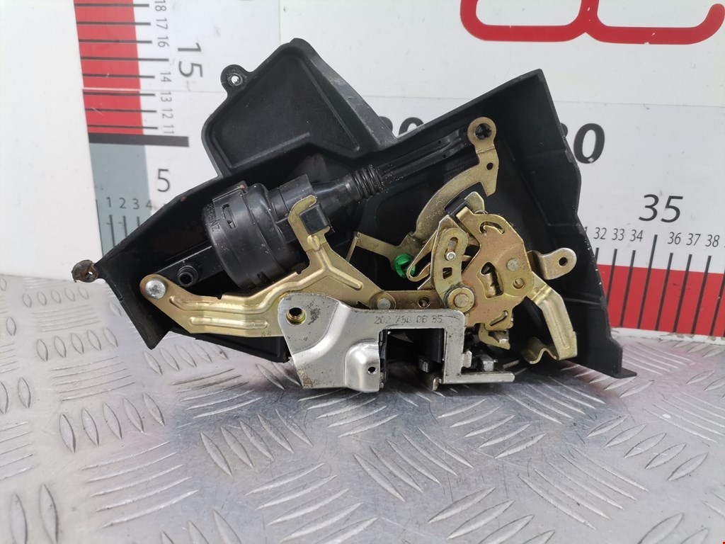 Замок двери задней правой MERCEDES-BENZ E-Class W210, S210 1995-2002
