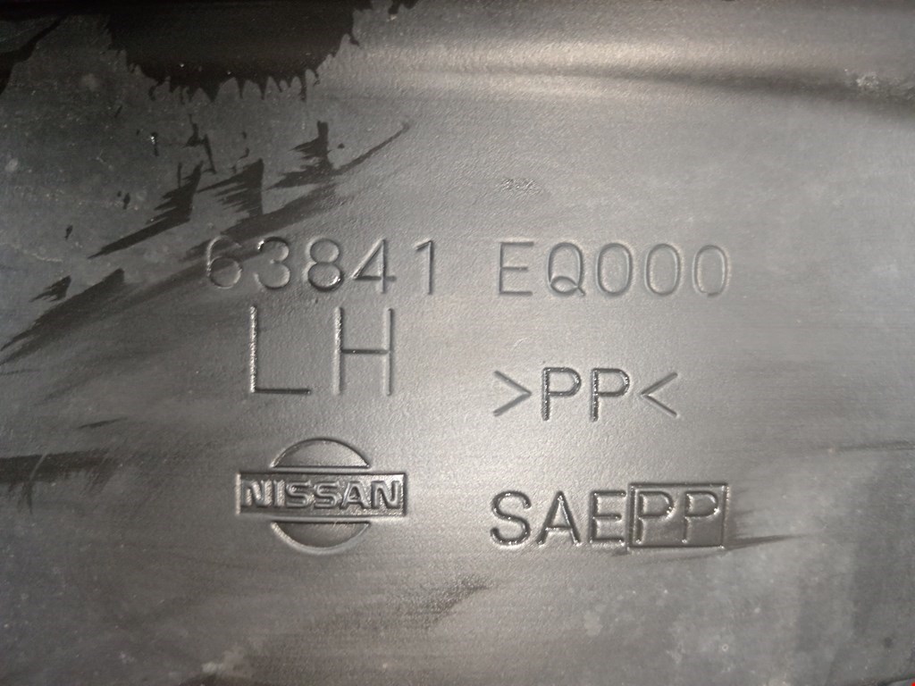 Локер (подкрылок) передний левый NISSAN X-Trail T30 2000-2007