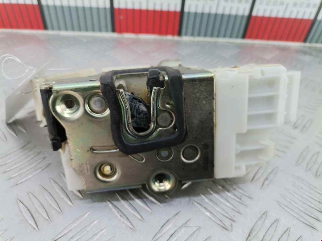 Замок двери задней правой MERCEDES-BENZ R-Class W251 2005-2017