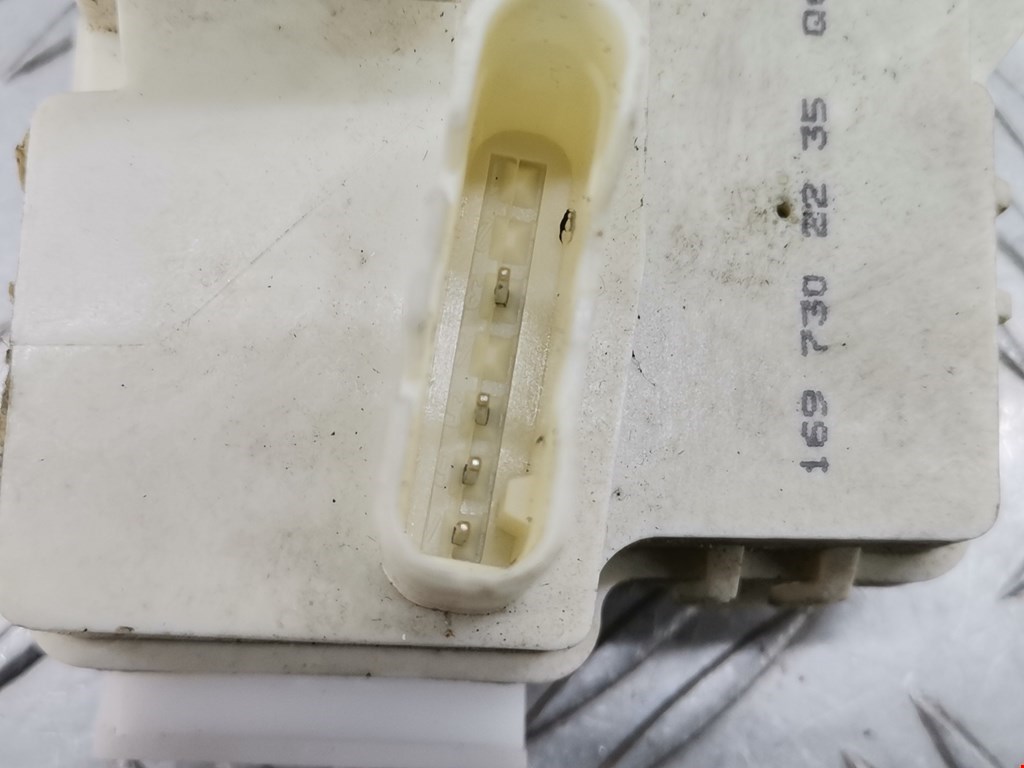 Замок двери задней правой MERCEDES-BENZ R-Class W251 2005-2017