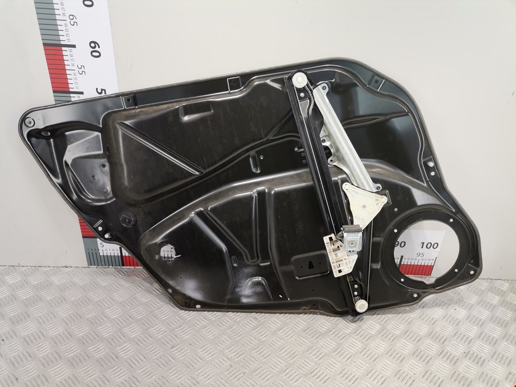 Стеклоподъемник задний правый MERCEDES-BENZ R-Class W251 2005-2017