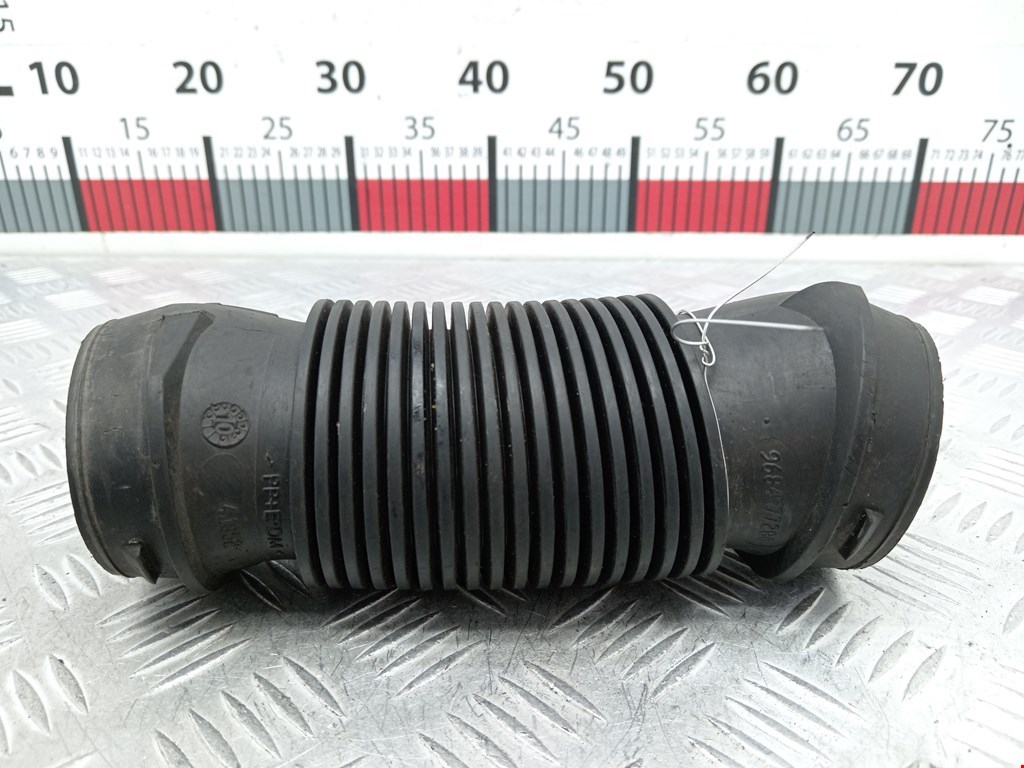 Патрубок воздушного фильтра PEUGEOT 207 2006-2015